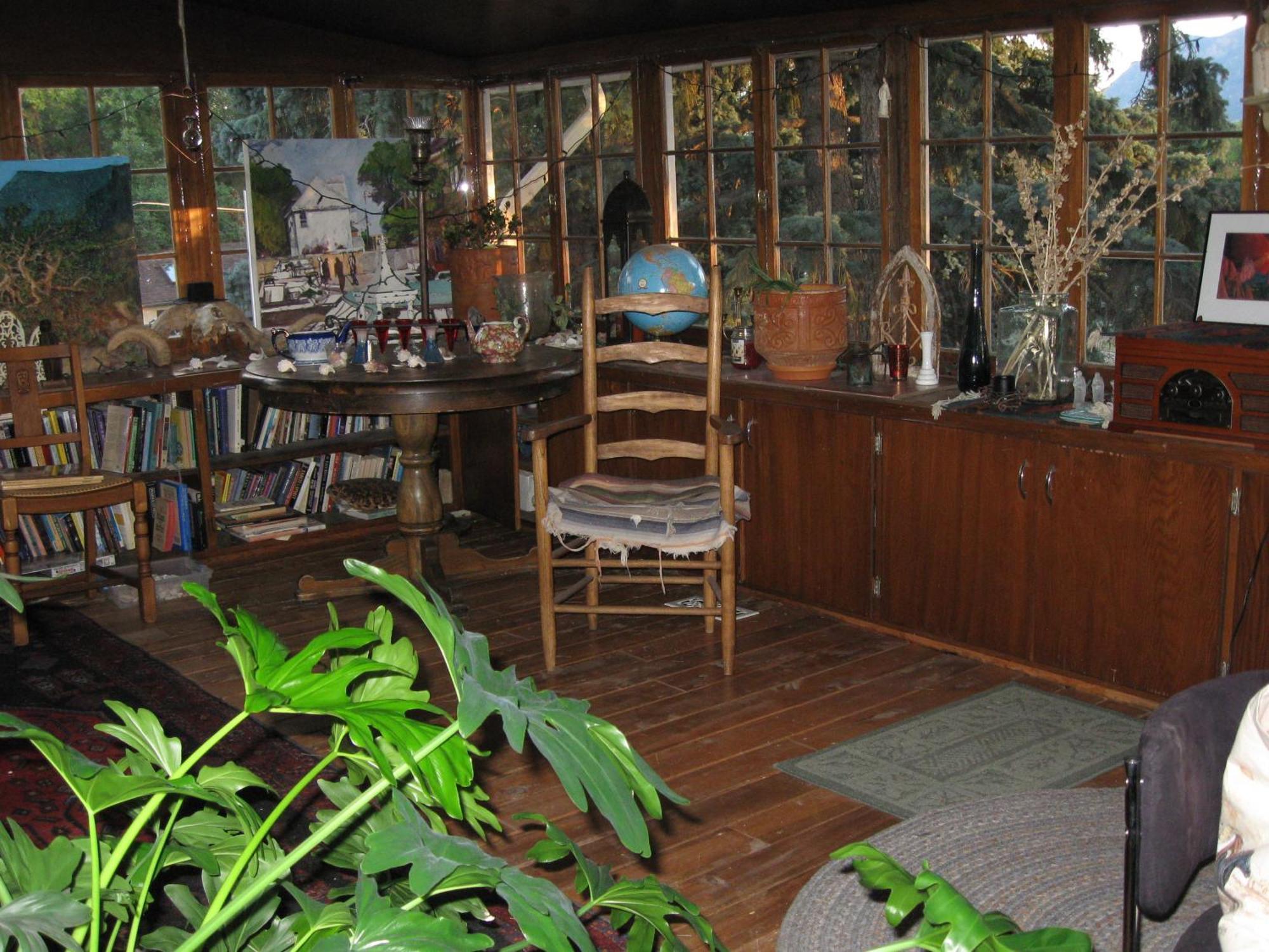 Mystic Portal 420 Guesthouse Colorado Springs Exteriör bild