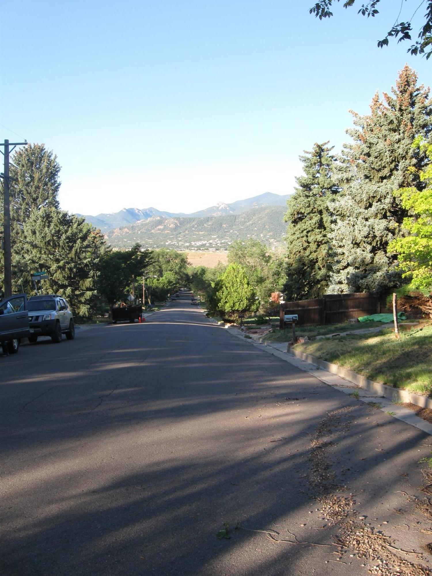 Mystic Portal 420 Guesthouse Colorado Springs Exteriör bild