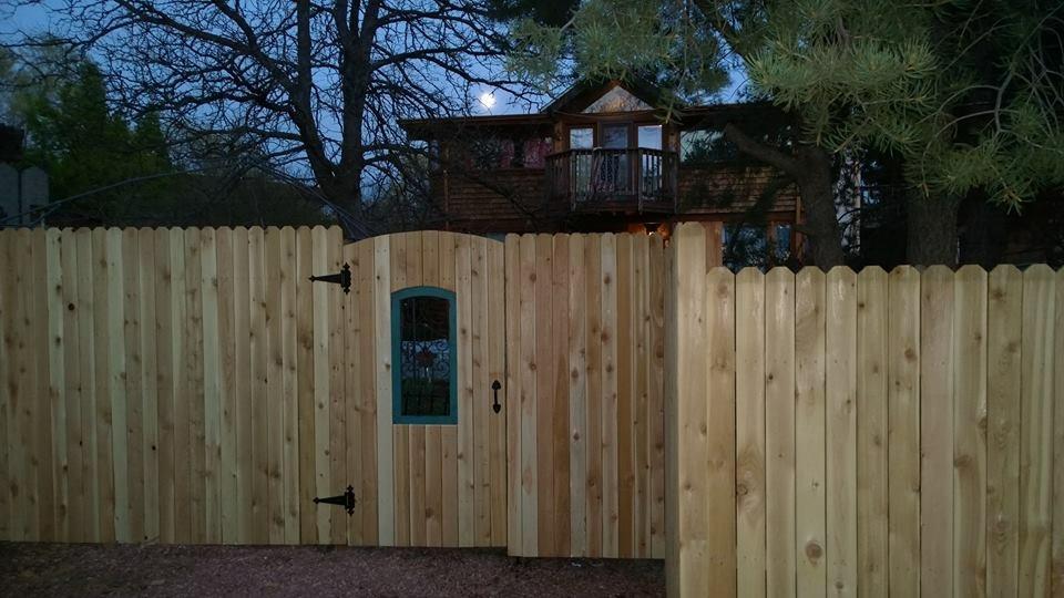 Mystic Portal 420 Guesthouse Colorado Springs Exteriör bild